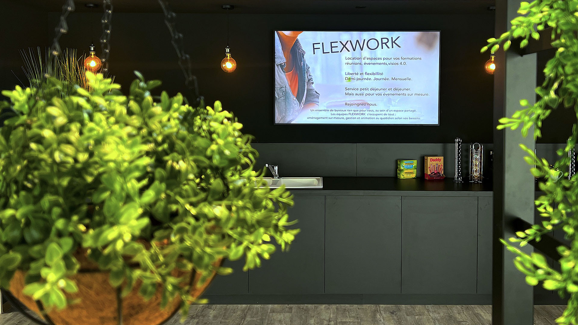 flex-work-Café-4-16-9